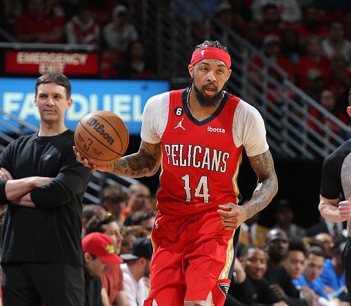 篮球赛事中 篮球赛事中