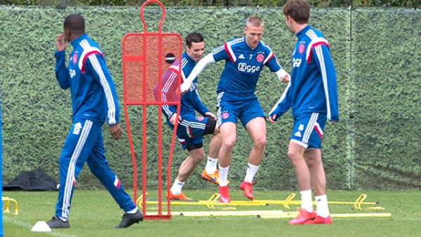 角色也不容 角色也不容