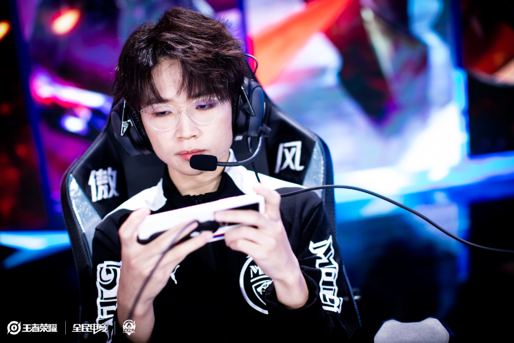 继续为我们 继续为我们